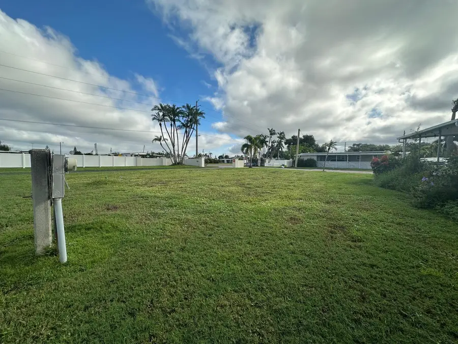 5302 Chateau Lane, Bradenton, FL 34207 - #2