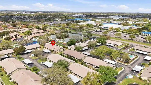 2721 60th Avenue Drive W #B, BRADENTON, FL 34207