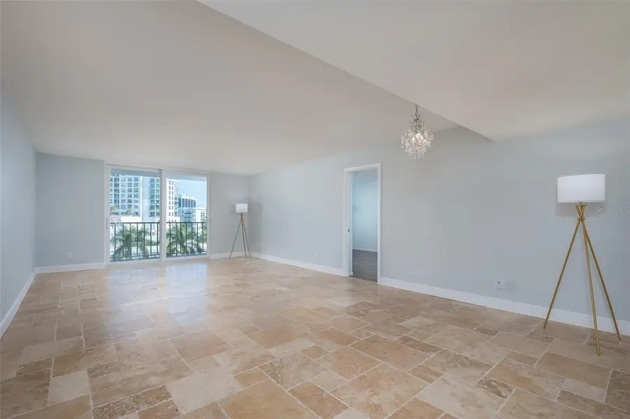 101 S Gulfstream Avenue #7D, Sarasota, FL 34236 - #2