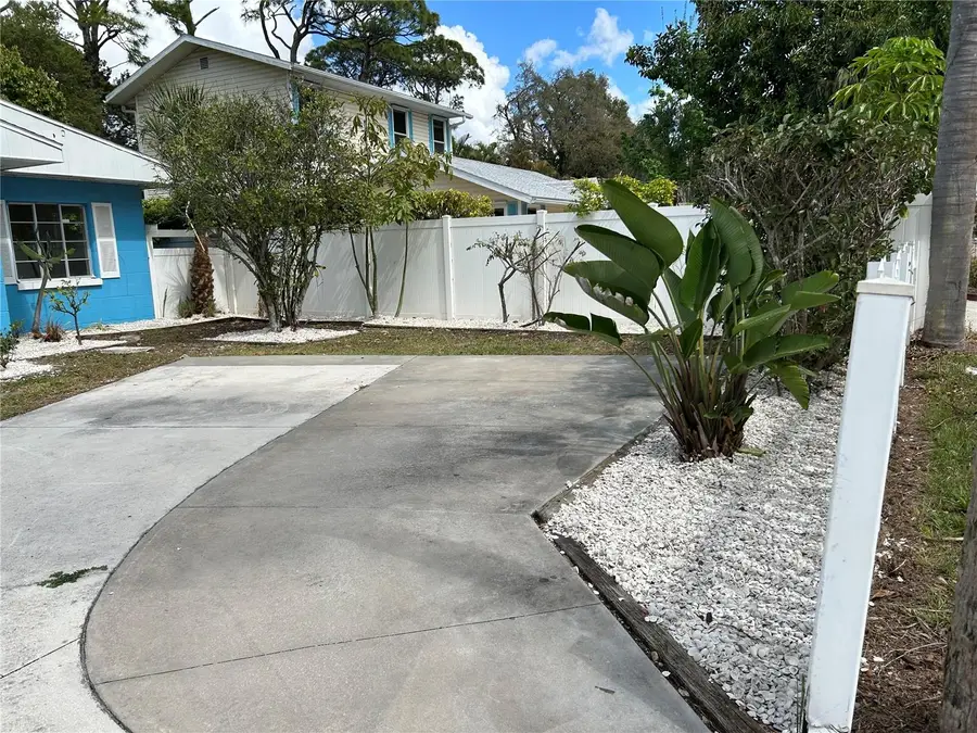 1037 40th Street, Sarasota, FL 34234 - #2