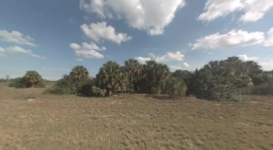 1095 Right Side Road, Moore Haven, FL 33471 - #2