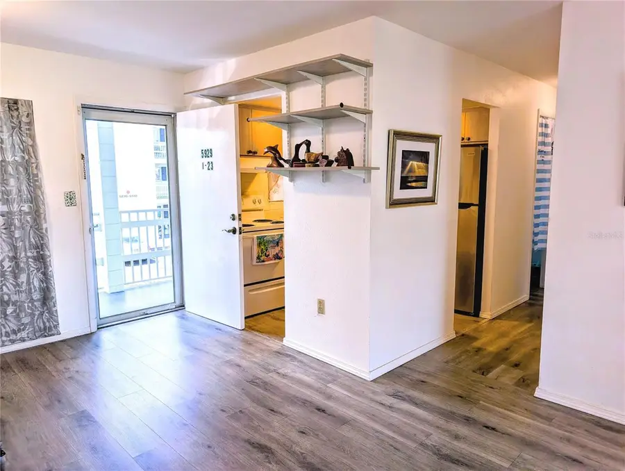 5929 Easy Street #I-23, Bradenton, FL 34207 - #2