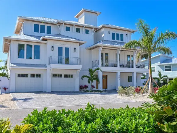 303 55th Street, HOLMES BEACH, FL 34217