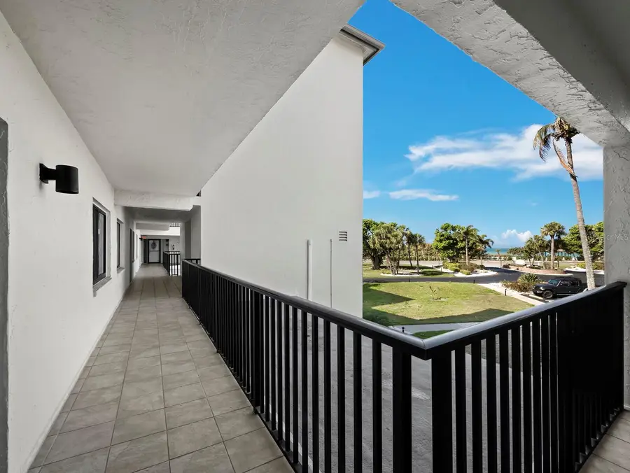 3540 Gulf Of Mexico Drive #102, Longboat Key, FL 34228 - #3