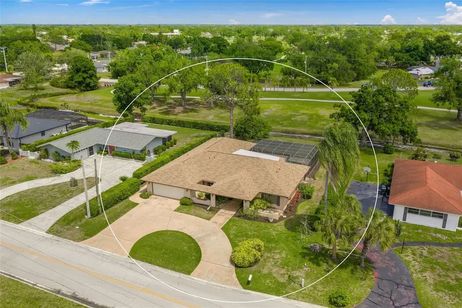 4806 W Country Club Drive, Sarasota, FL 34243 - #2