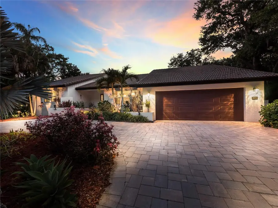 5231 Siesta Cove Drive, Sarasota, FL 34242 - #2