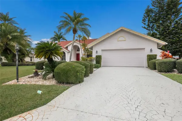6821 Country Lakes Circle, SARASOTA, FL 34243