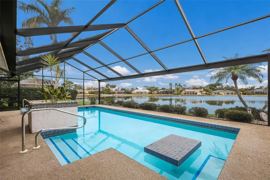 6821 Country Lakes Circle, Sarasota, FL 34243 - #2