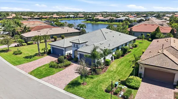 17039 Hampton Falls Terrace, BRADENTON, FL 34202