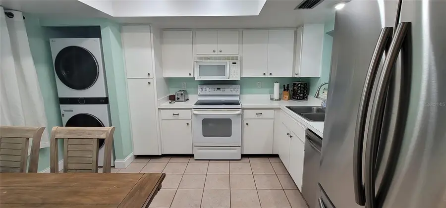 320 Barcelona Drive #320, Bradenton, FL 34210 - #2