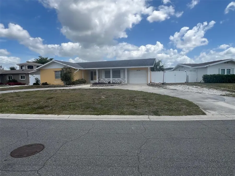 4608 Arlington Road, Palmetto, FL 34221 - #2