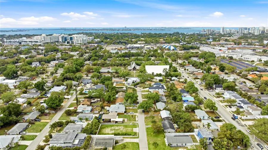 2360 Loma Linda Street, Sarasota, FL 34239 - #2