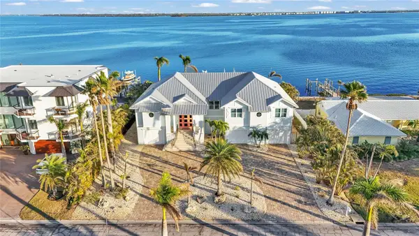 635 Key Royale Drive, HOLMES BEACH, FL 34217
