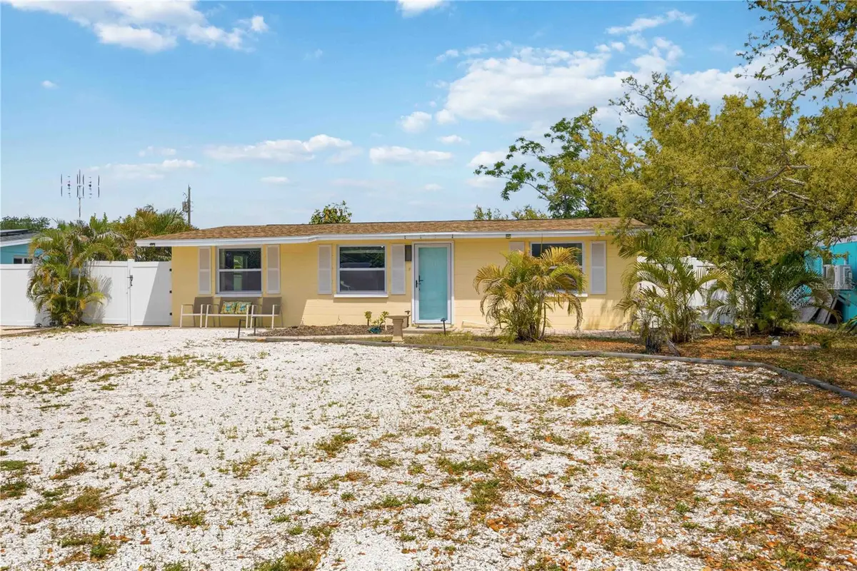 370 E Fray Street, Englewood, FL 34223 - #1