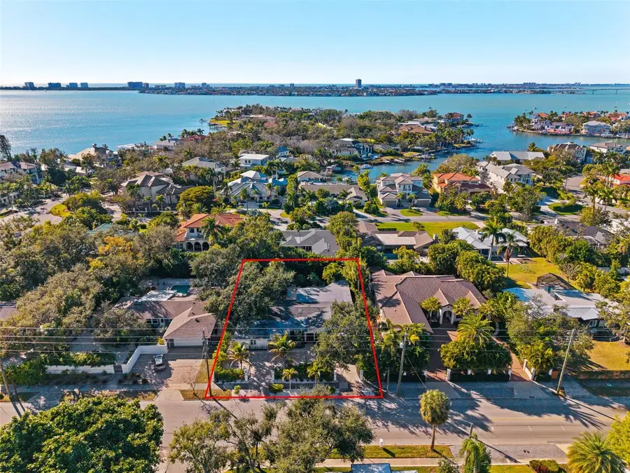 1740 S Orange Avenue, Sarasota, FL 34239 - #2