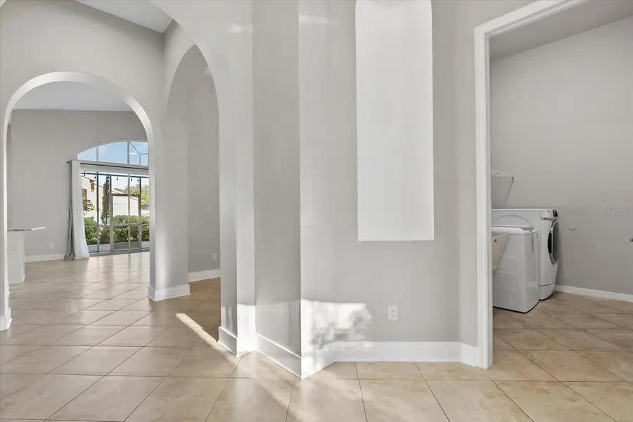 6634 38th Street E, Sarasota, FL 34243 - #3