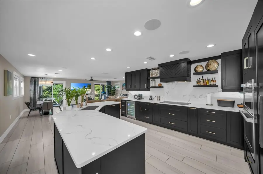 7149 Longboat Drive N, Longboat Key, FL 34228 - #3