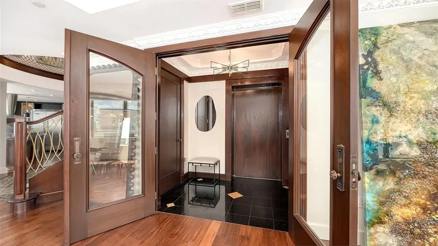 128 Golden Gate Point #901B, Sarasota, FL 34236 - #2