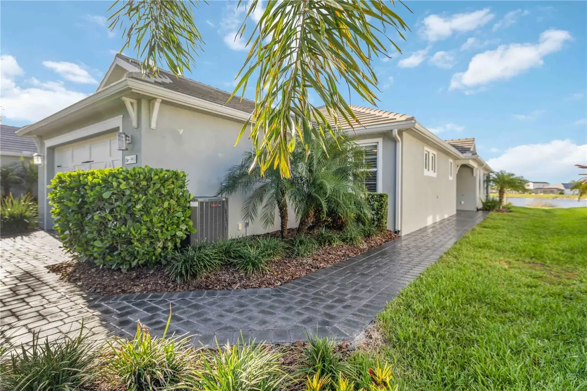 993 Crosswind Avenue, Sarasota, FL 34240 - #1