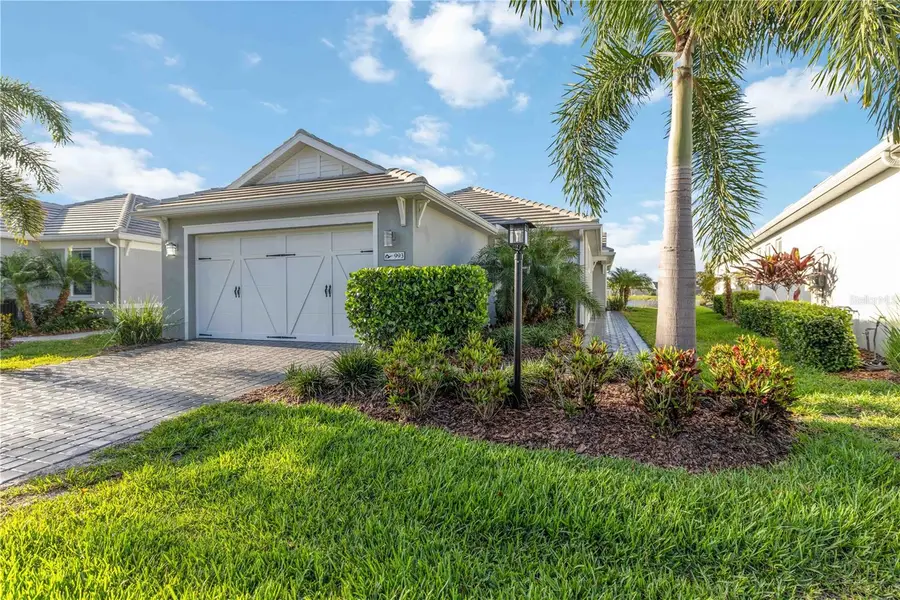 993 Crosswind Avenue, Sarasota, FL 34240 - #2