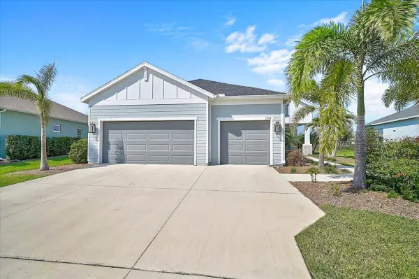13716 Old Creek Court, PARRISH, FL 34219