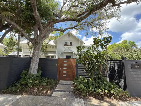 2200 Mietaw Drive, SARASOTA, FL 34239