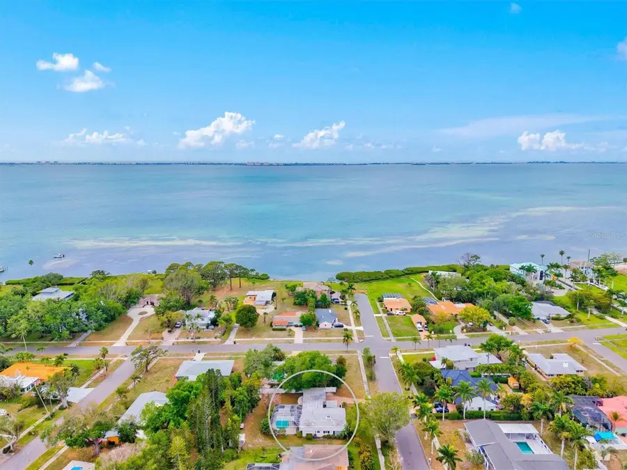 214 Gaines Avenue, Sarasota, FL 34243 - #3