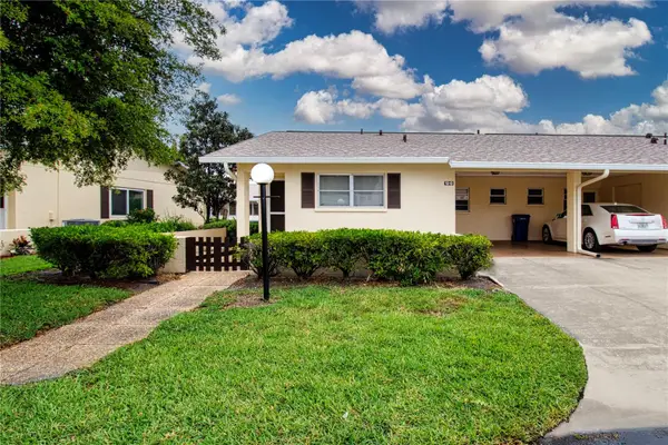 390 301 Boulevard W #12D, BRADENTON, FL 34205