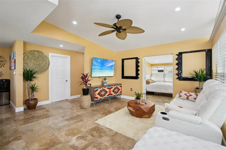 3925 Prado Drive, Sarasota, FL 34235 - #3