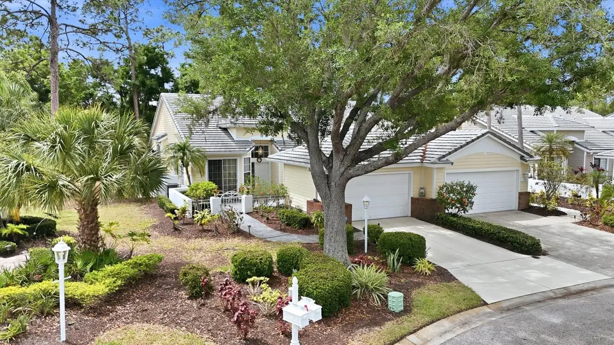 7731 Whitebridge Glen, Manatee, FL 34201 - #1