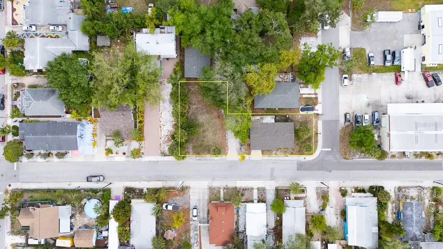 1006 12th Avenue W, Bradenton, FL 34205 - #2