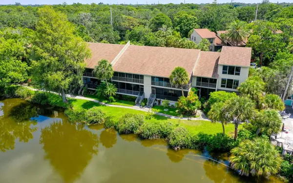 5369 Lake Arrowhead Trail #17A, SARASOTA, FL 34231