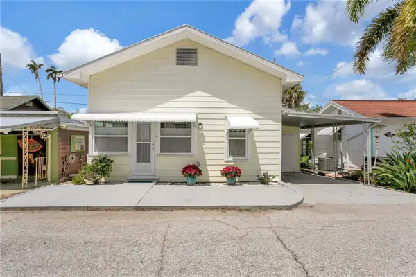 14 Braden Castle Drive, BRADENTON, FL 34208