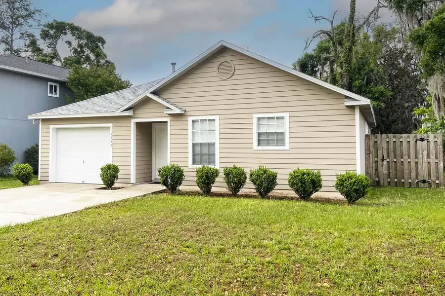 2525 NW 36th Lane, Gainesville, FL 32605 - #2