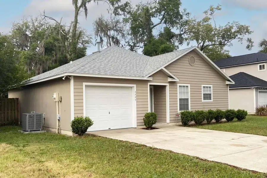 2525 NW 36th Lane, Gainesville, FL 32605 - #3