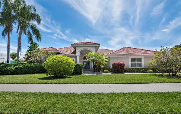 8615 Woodbriar Drive, SARASOTA, FL 34238