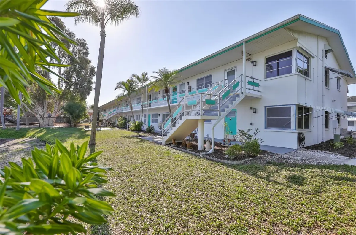 6100 21st Street N #9, Saint Petersburg, FL 33714 - #1