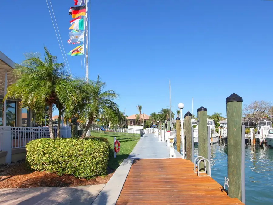 332 Bob White Way, Sarasota, FL 34236 - #3