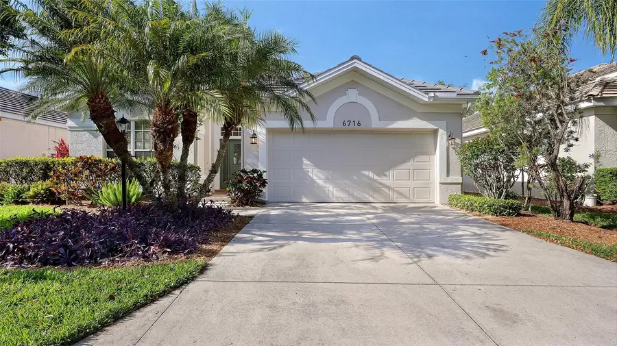6716 Spring Moss Place, Lakewood Ranch, FL 34202 - #2