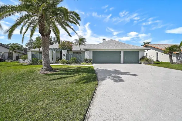 3842 Torrey Pines Way, SARASOTA, FL 34238