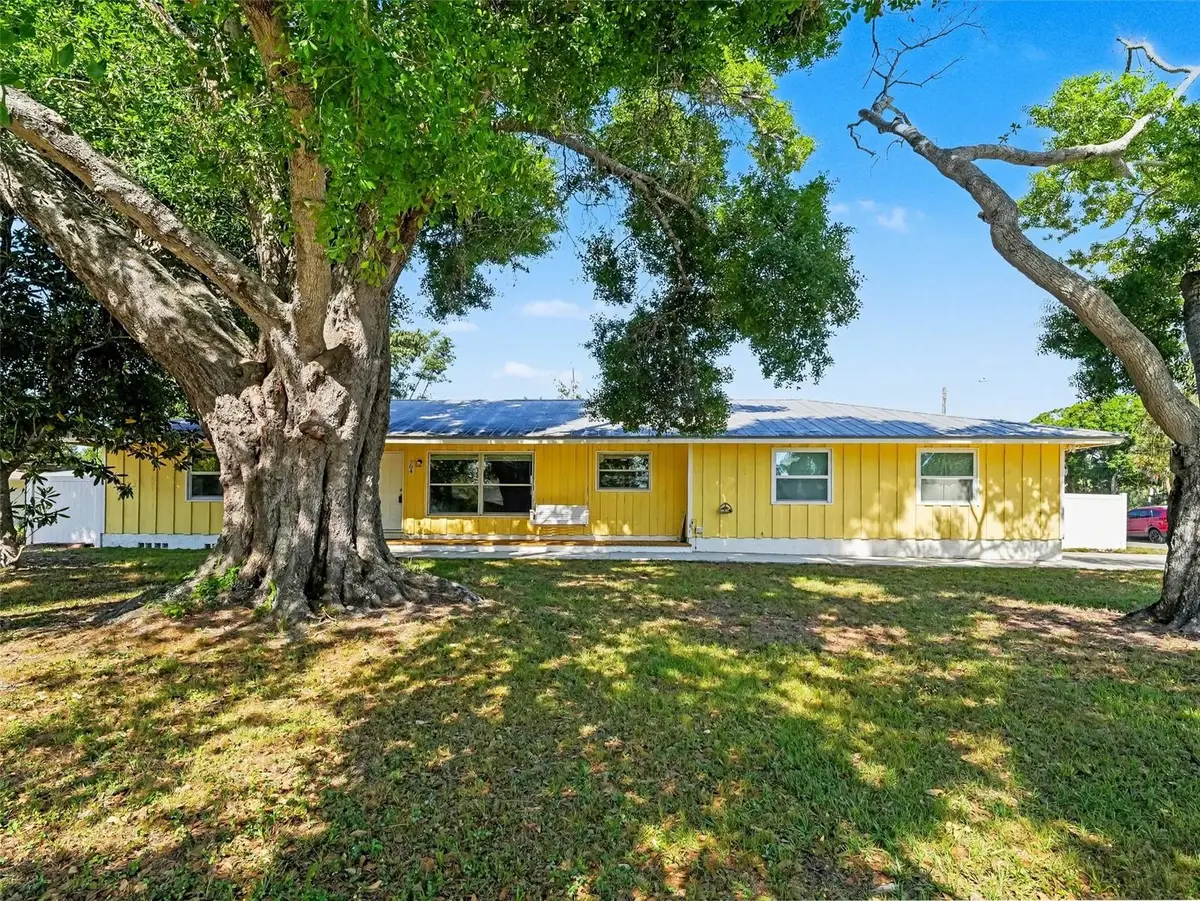 704 S Lockwood Ridge Road, Sarasota, FL 34237 - #1