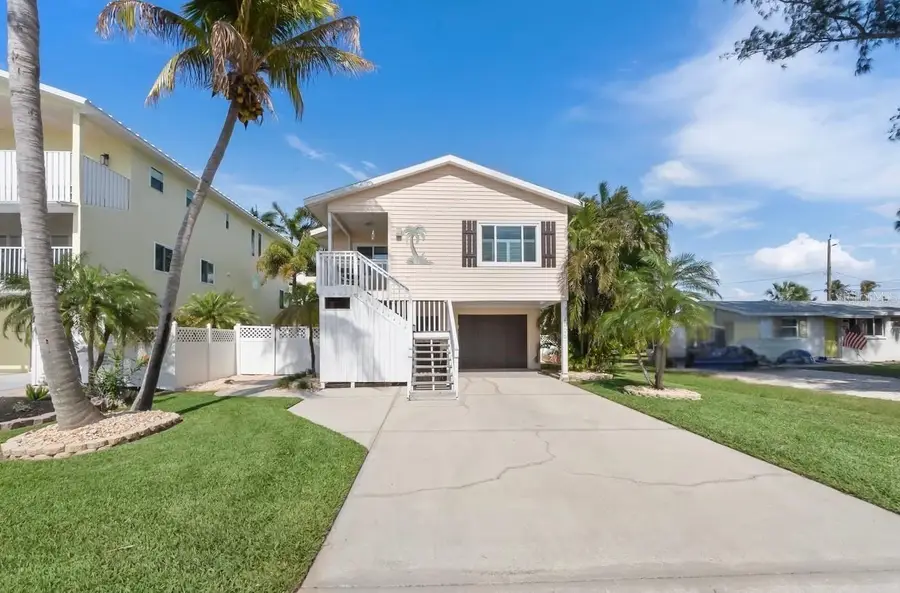 2905 Avenue C, Holmes Beach, FL 34217 - #2