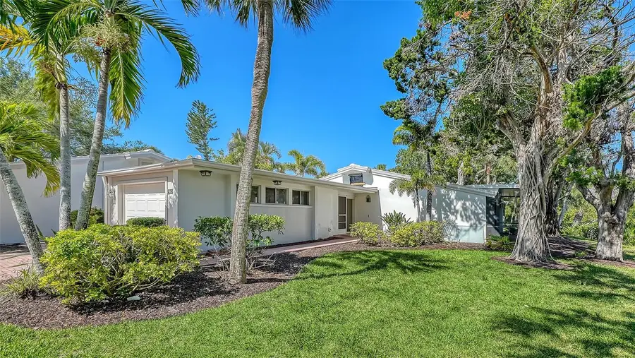 239 Hourglass Way #V7, Sarasota, FL 34242 - #3