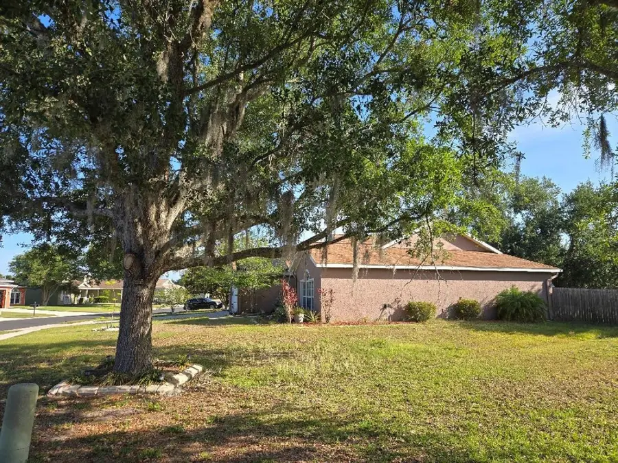 4199 Banbury Circle, Parrish, FL 34219 - #2