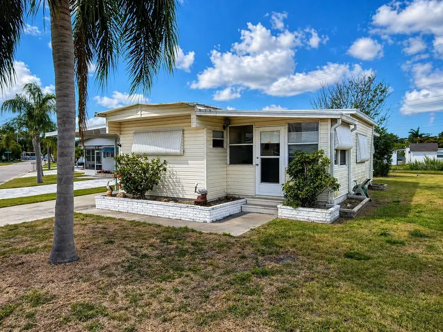 1647 Midlothian Street, Sarasota, FL 34234 - #2
