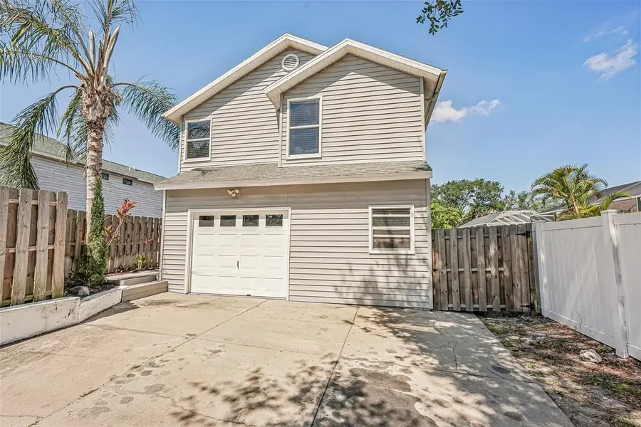 5102 Moeller Avenue, Sarasota, FL 34233 - #3