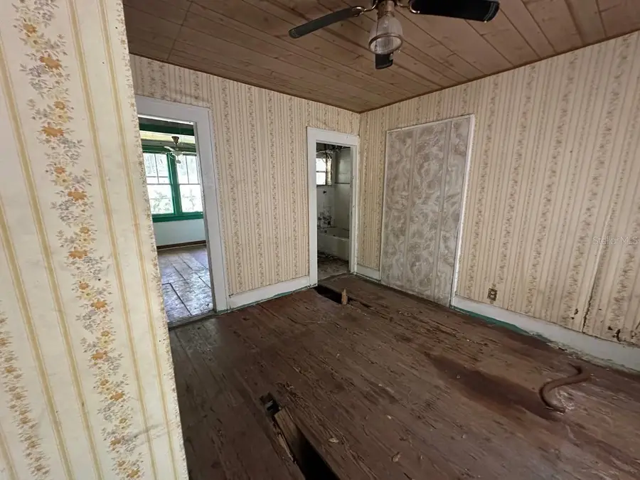 2026 Seminole Boulevard S, Saint Petersburg, FL 33705 - #3