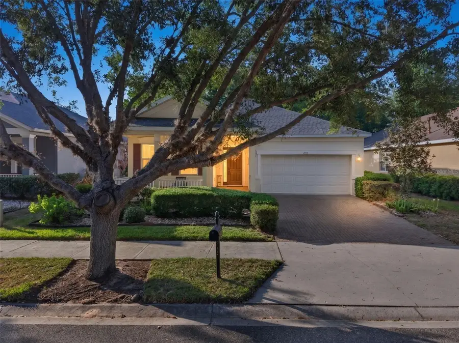 111 Flame Vine Way, Groveland, FL 34736 - #2