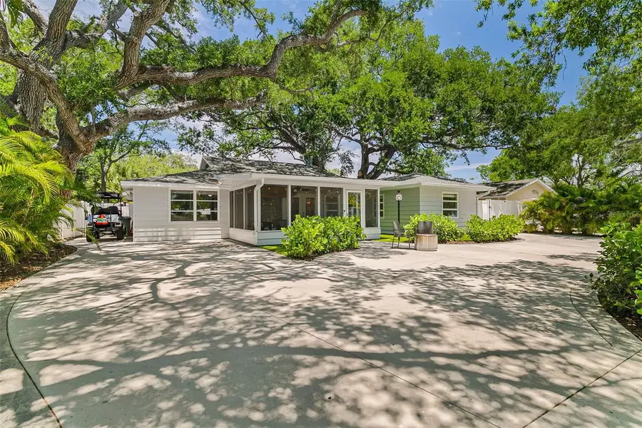 2215 Hibiscus Street, Sarasota, FL 34239 - #2