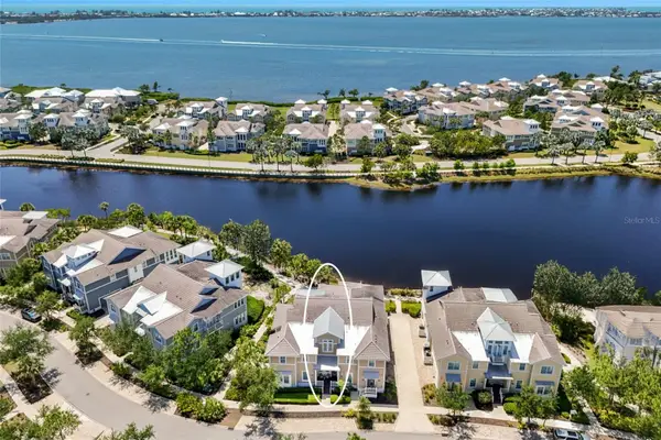 258 Sapphire Lake Drive #202, BRADENTON, FL 34209
